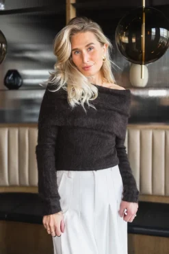 Eliette Off-Shoulder Knit Dark Brown