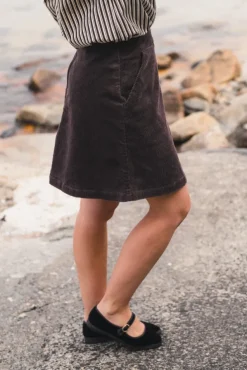 Ella HW Skirt Black Coffee