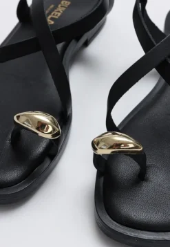 Ella Sandal Black