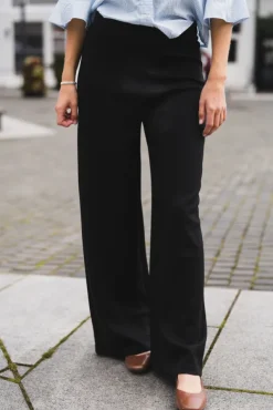 Elle Pant Black