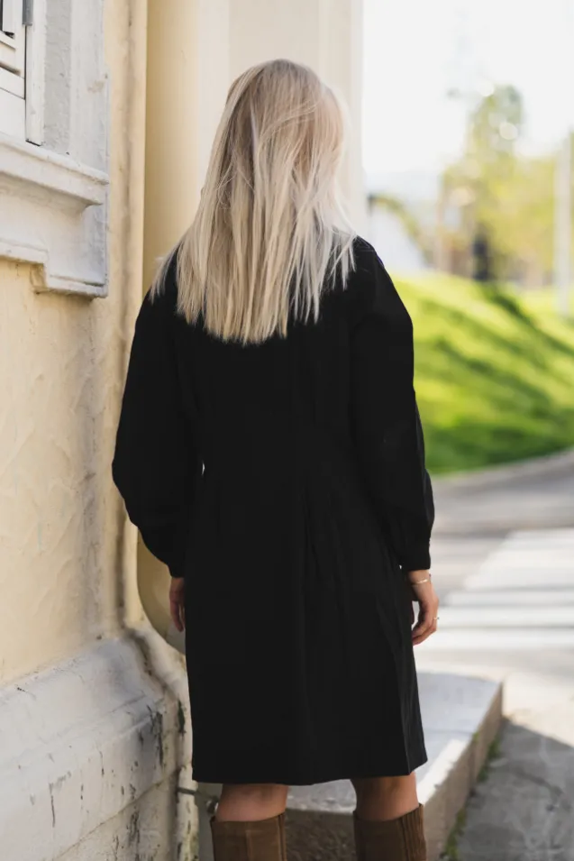 Elsa Asana Dress Black