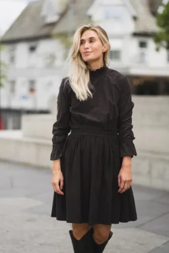 Embrace Dress Chocolate
