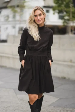 Embrace Dress Chocolate