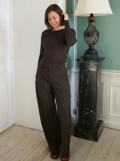 Essiall Structure Pants Dark Brown