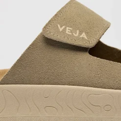 Etna Suede Soft Taupe Almond