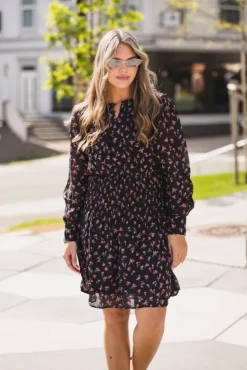Evelda Orabella Short Dress Aop Desert Rose Flower