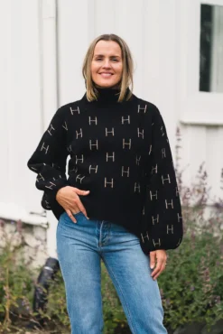 Fam Knit Short Black