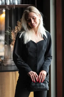 Favo LS Blazer Top Black