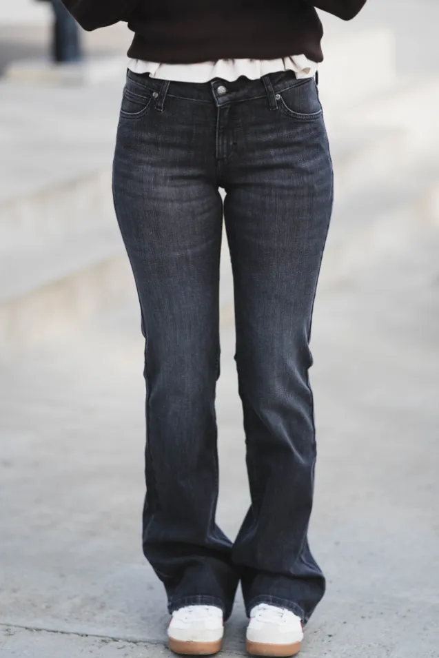 Flap Pocket Jessica Current Affair