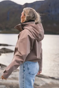 Flow Jacket Taupe