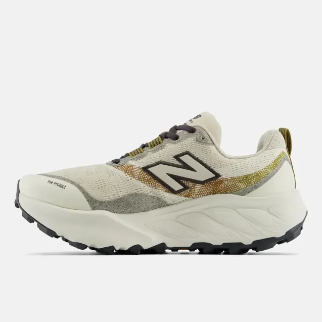 FreshFoam Hierro v9 Angora/Basil Oil