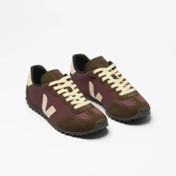GT W Nolyn Amarante Butter