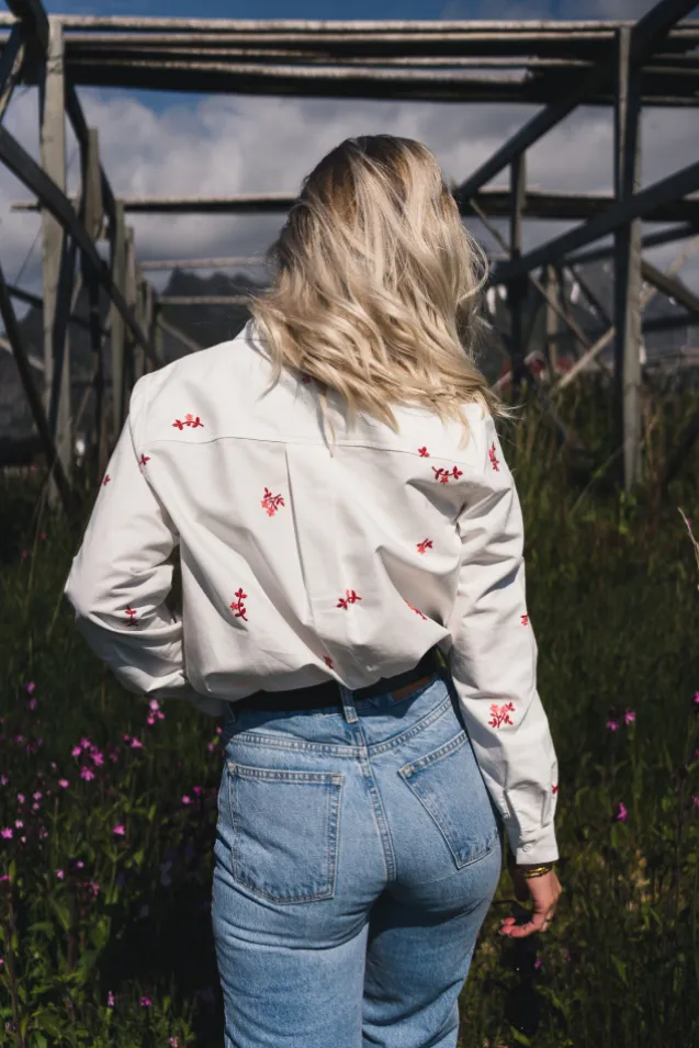 Gudrun Nora Shirt EMB Bright White/Tea Rose Flower