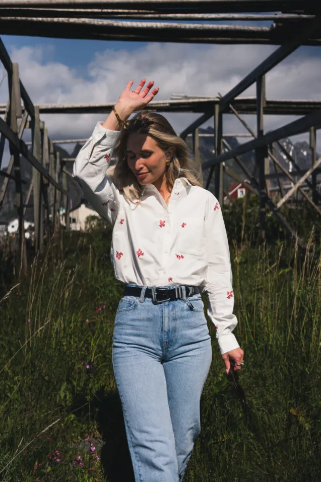 Gudrun Nora Shirt EMB Bright White/Tea Rose Flower
