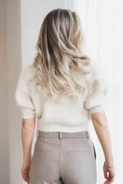 Hairy Knit Puffed Jacket Offwhite
