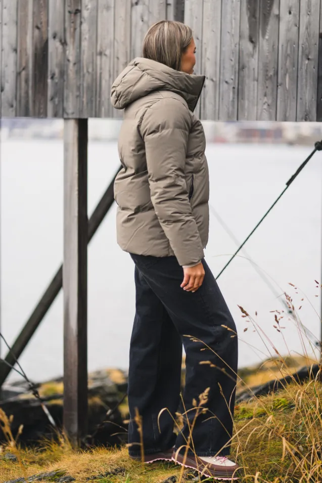 Halo Parka Dark Sand