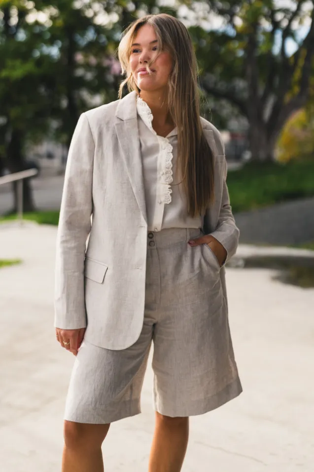 Hannah 888 Crystal Linen