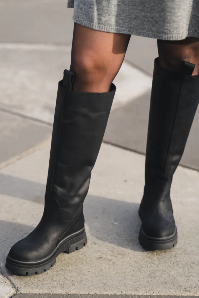 High Leather Boots New Black