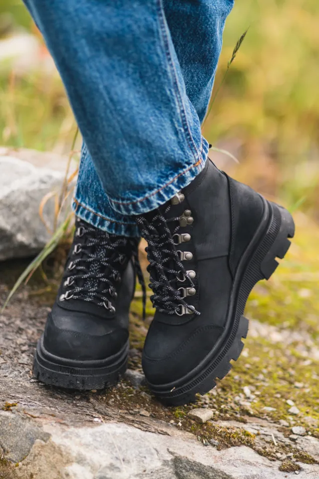 Hiking Boots New Black