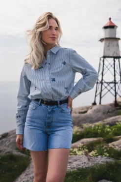 Ida Maja Shirt STP EMB Bright White/Quiet Harbor Flower
