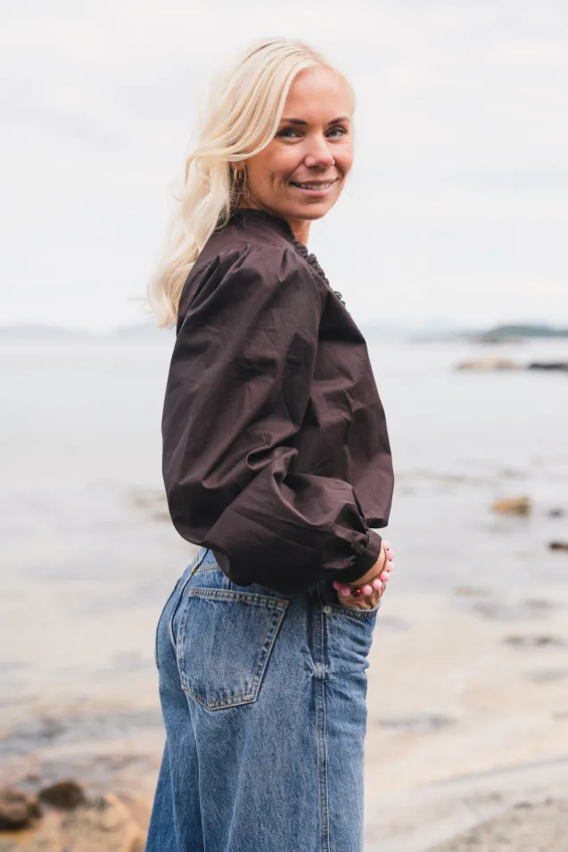 Ida Maja V Shirt Black Coffee