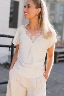 Idun Lace SS Blouse Offwhite