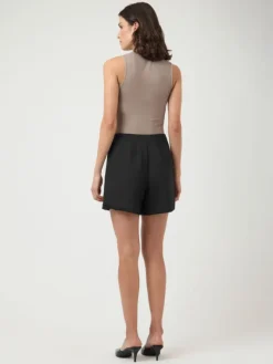 Ilea HW New Shorts Black