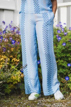 Isadora Pants Skyway