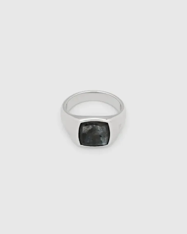 Kay Ring Larvikite