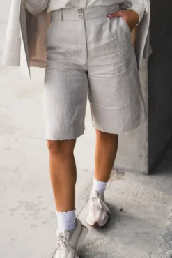 Laura Long Shorts 888 Crystal Linen