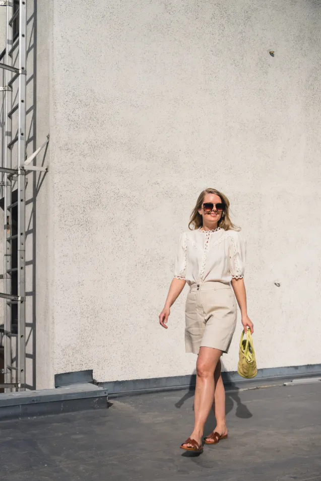 Laura Midi Shorts 769 Sand Linen