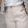 Laura 769 Sand Linen Regular