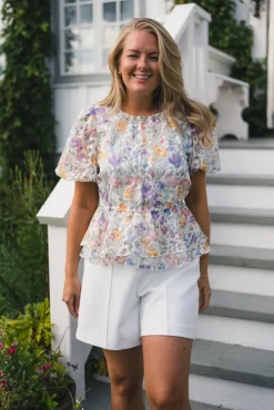 Leanna SS Top Star White