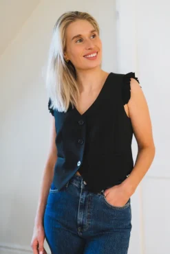 Liane Frill Tailor Vest Black