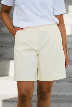 Likka MW Shorts Anise Flower