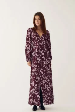 Lilith Maxi Dress Deja Burgundy Print