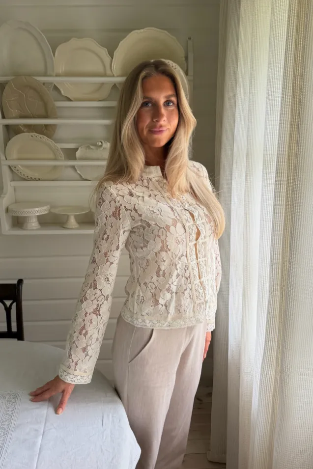 Liljaic Shirt Off White Lace