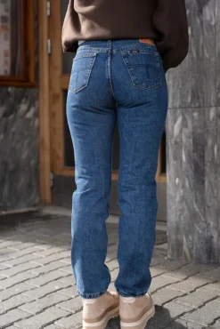Lindsay Jackson Dark Piedra Wash