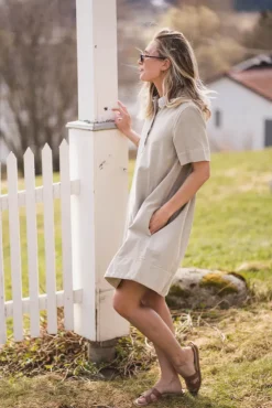 Lio 2/4 Dress Sand Wash