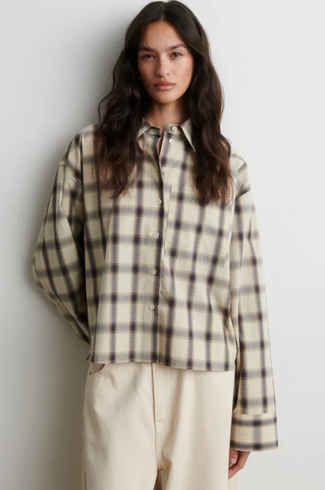 Liria Shirt Rutabaga