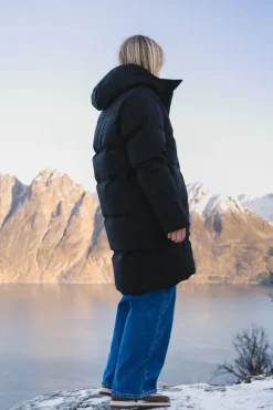 Loen Down Jacket New Black