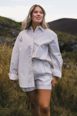 Loose Stripe Shirt Ecru Stripe