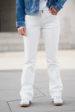 Low Rise Bold Boot Worn White