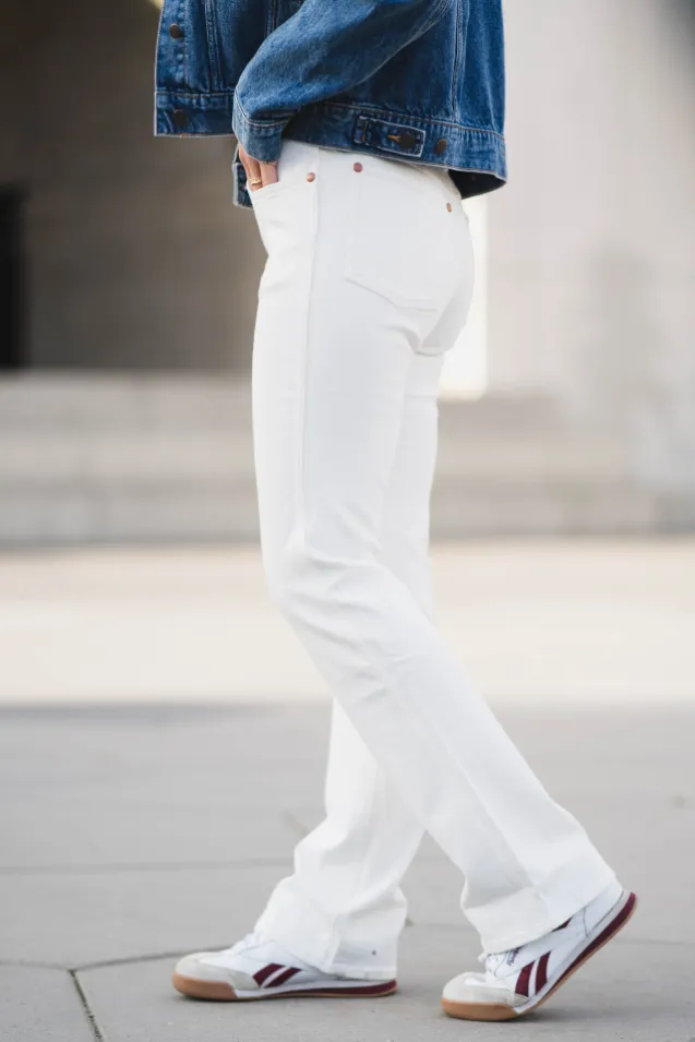 Low Rise Bold Boot Worn White