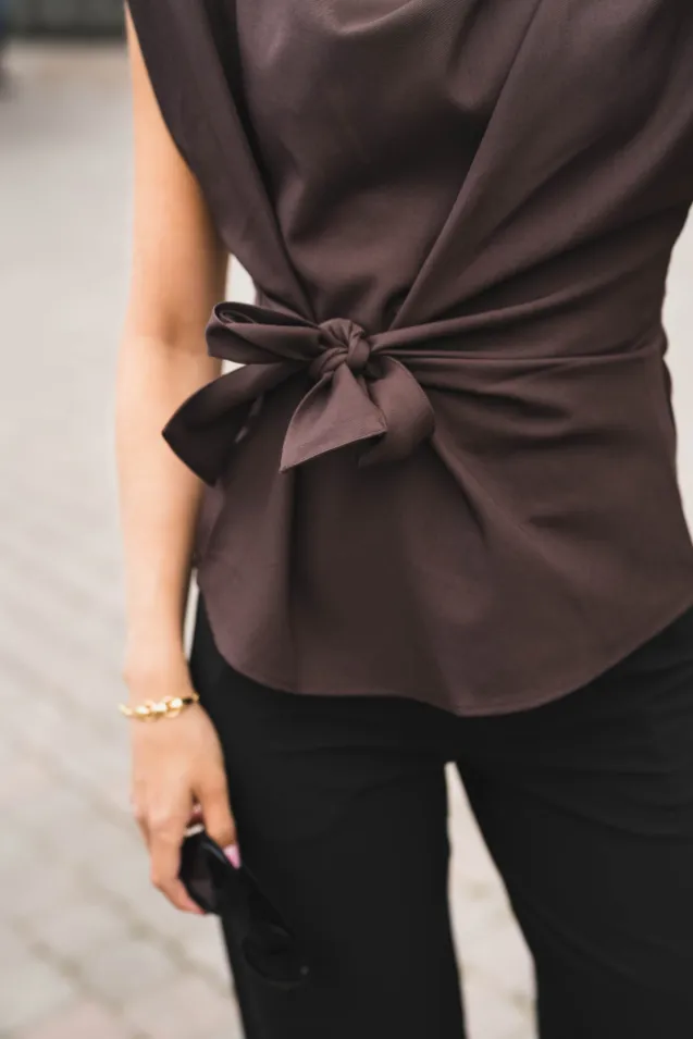 Luna Pleat Top Dark Brown