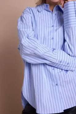 Man Blue