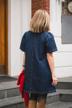 Manna Alena 2/4 Dress Mid Blue Wash