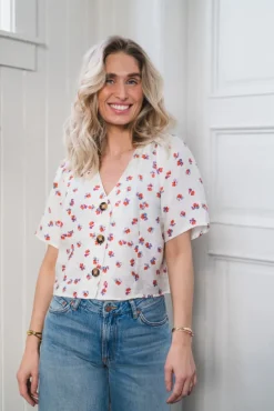 Maris Flower SS V-Shirt Offwhite