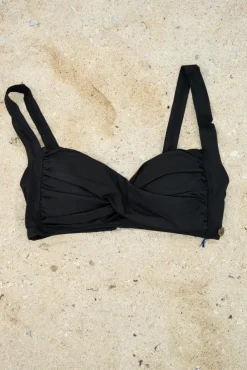 Medea Solid Top Black