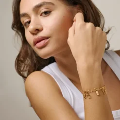 Medium Charm Bracelet Gold